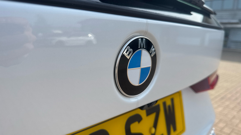 BMW X1 xDrive 23i MHT xLine 5dr Step Auto Petrol Estate